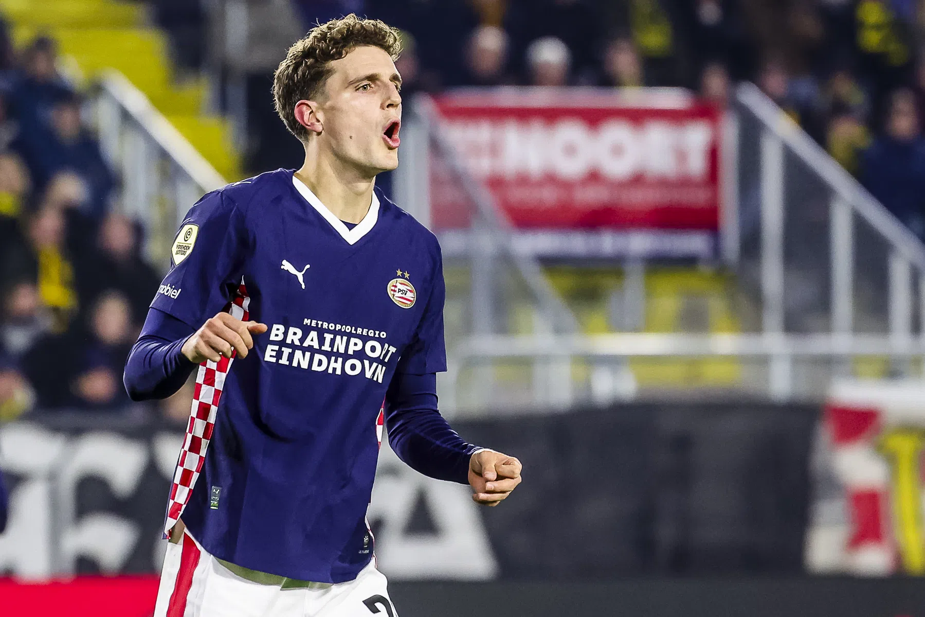 PSV realistisch: 'Je kunt niet 34 duels de pannen van het dak spelen'