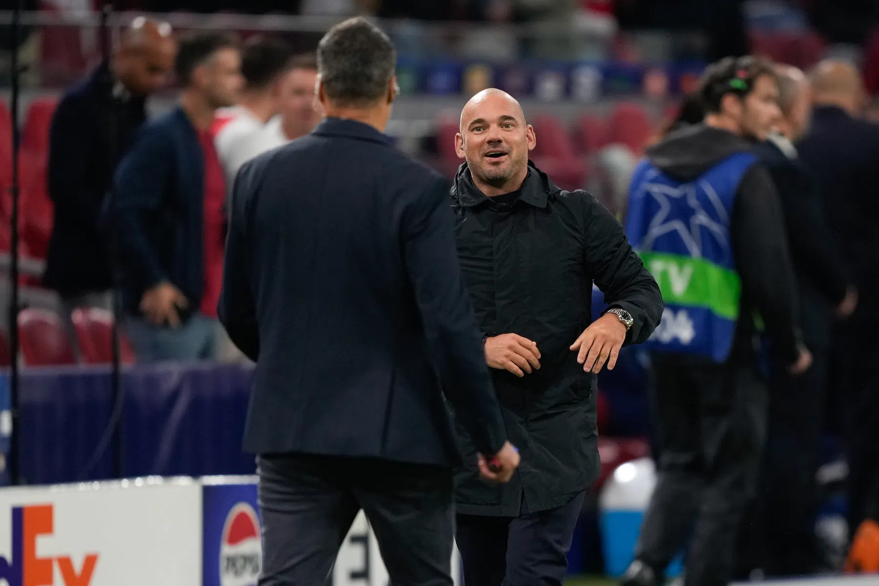 Advocaat tipt Sneijder als opvolger van Kroes: 'Wordt gewoon genegeerd'
