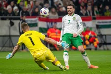 Thumbnail for article: Troy Parrott zet Ierland in vuur en vlam en doet AZ dromen van transferrecord