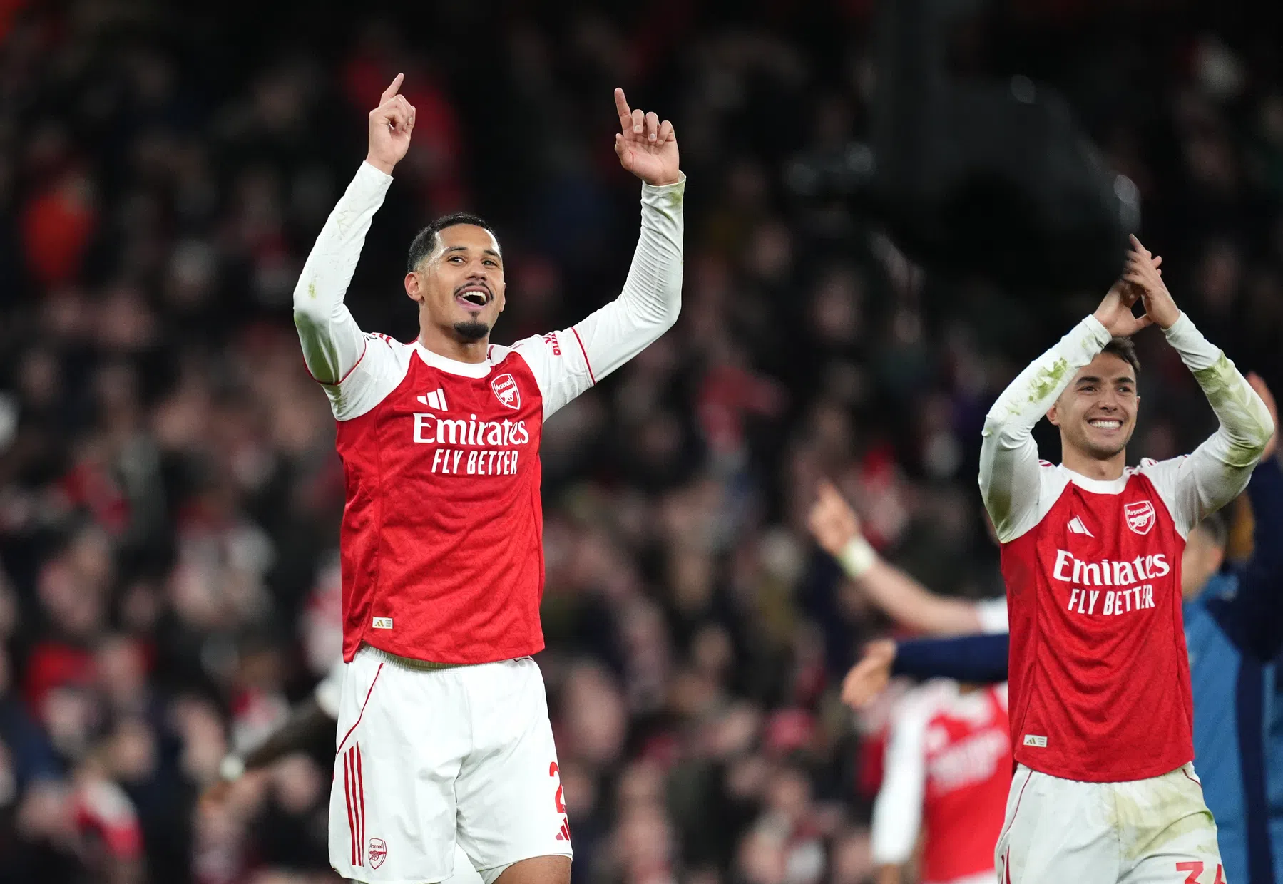 Engeland sorteert voor op PL-titel Arsenal: 'Kan iemand ze nog uitdagen?'
