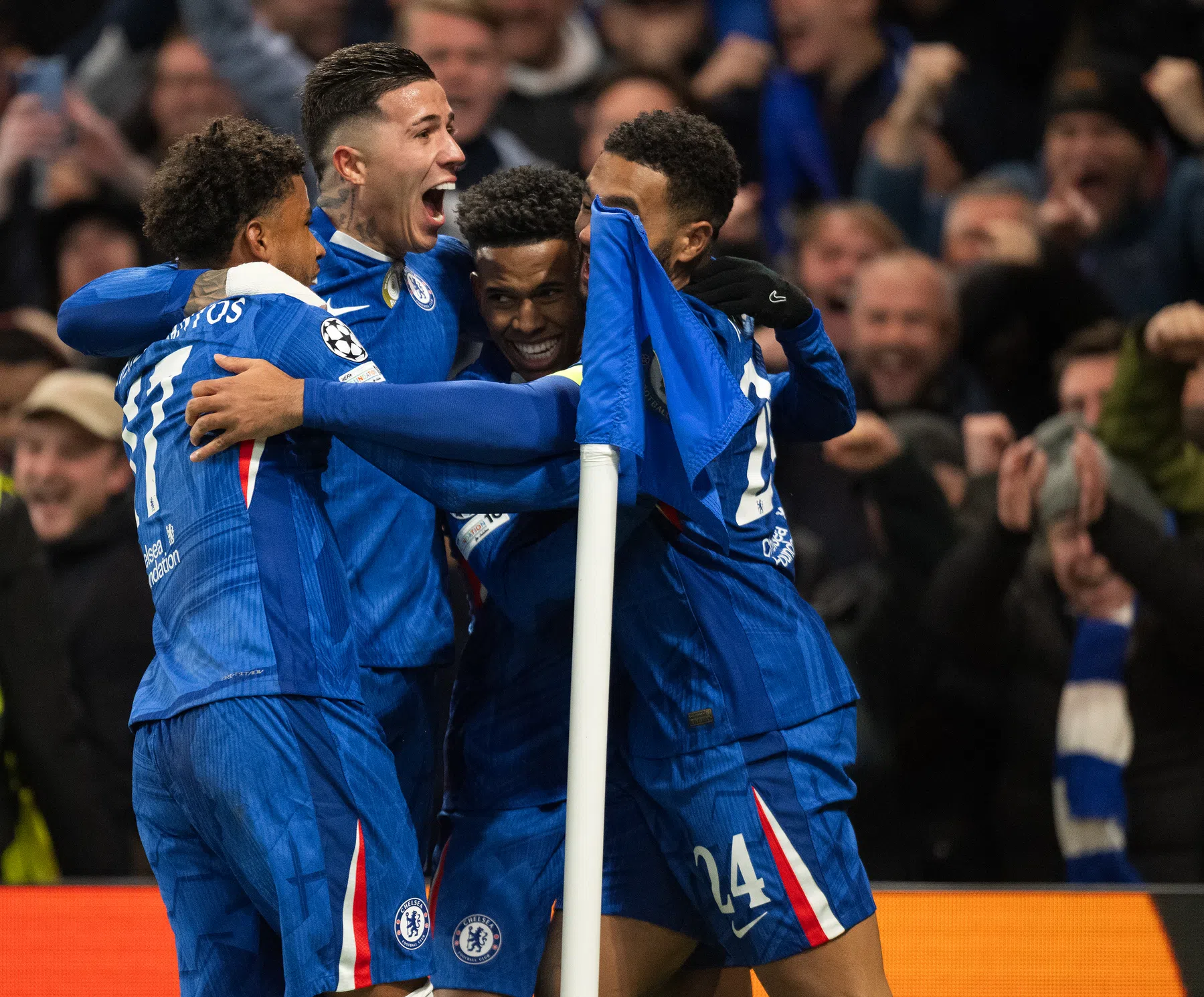 Chelsea domineert van begin tot eind en blaast Barcelona van het veld