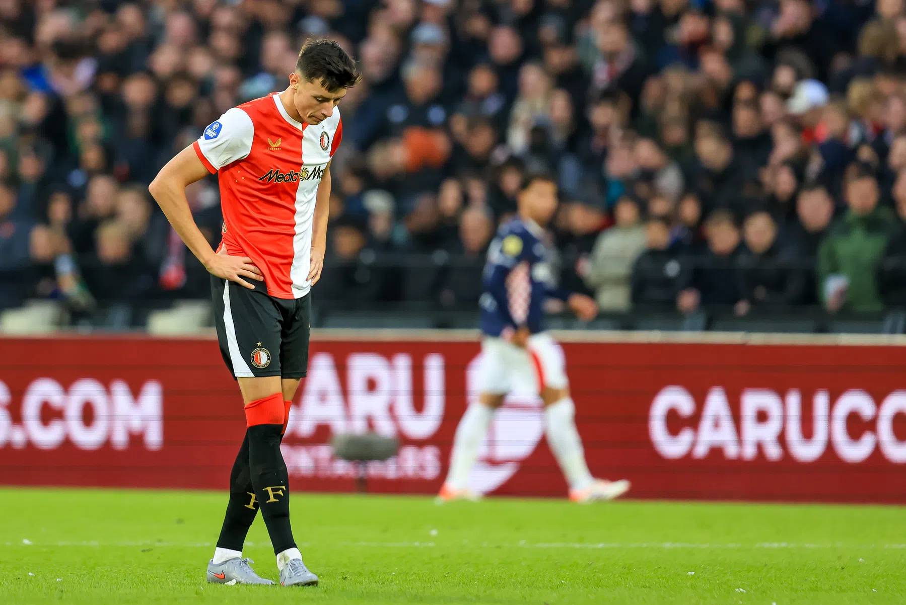 Ahmedhodzic legt vinger op de defensieve Feyenoord-problemen
