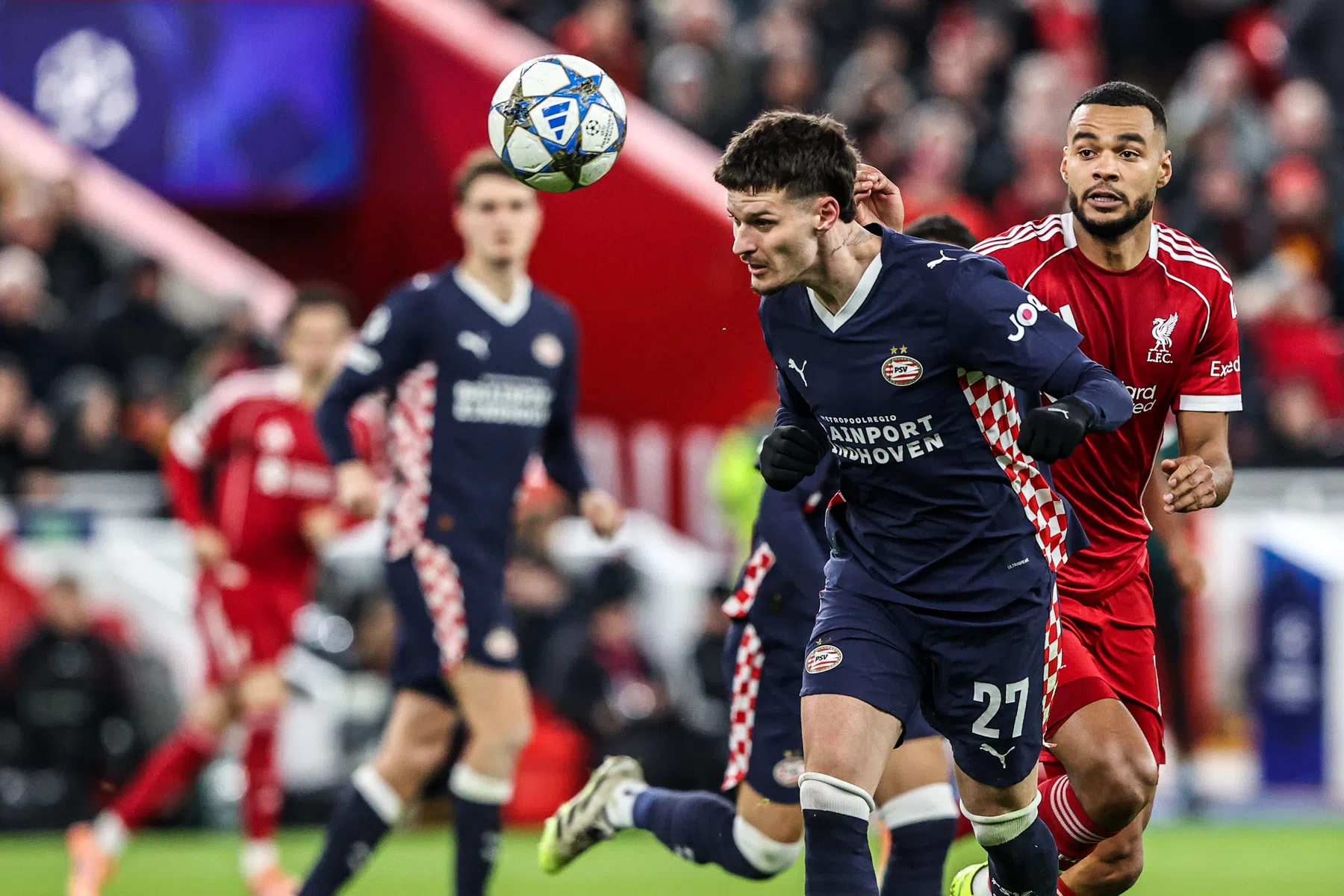 Nog meer genieten voor PSV: stunt op Anfield doet kassa wederom rinkelen
