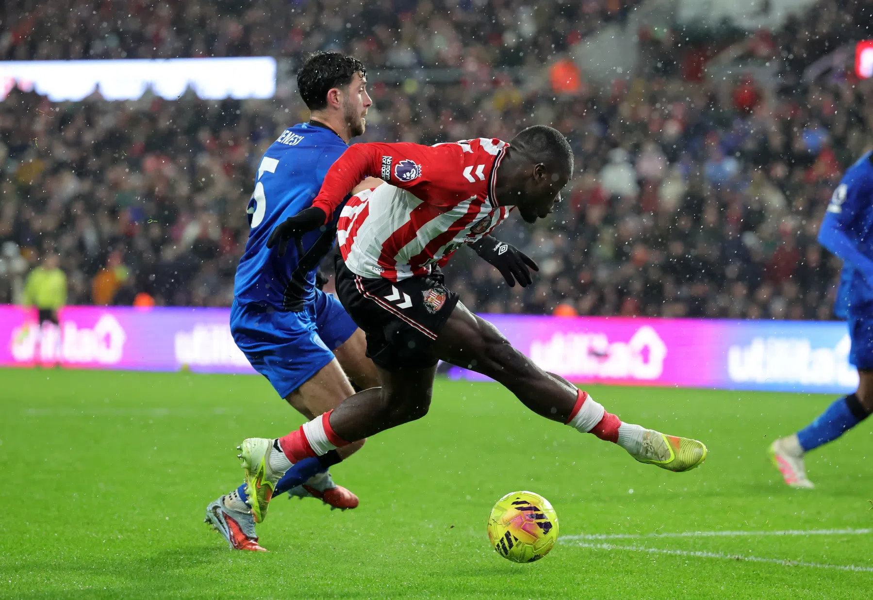 Brobbey maakt indruk: 'Gaf Sunderland de energie die ze nodig hadden'