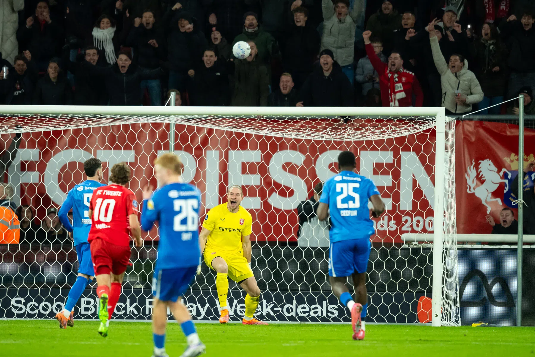 Mijnans en Martens nemen Parrott in bescherming na mislukte panenka