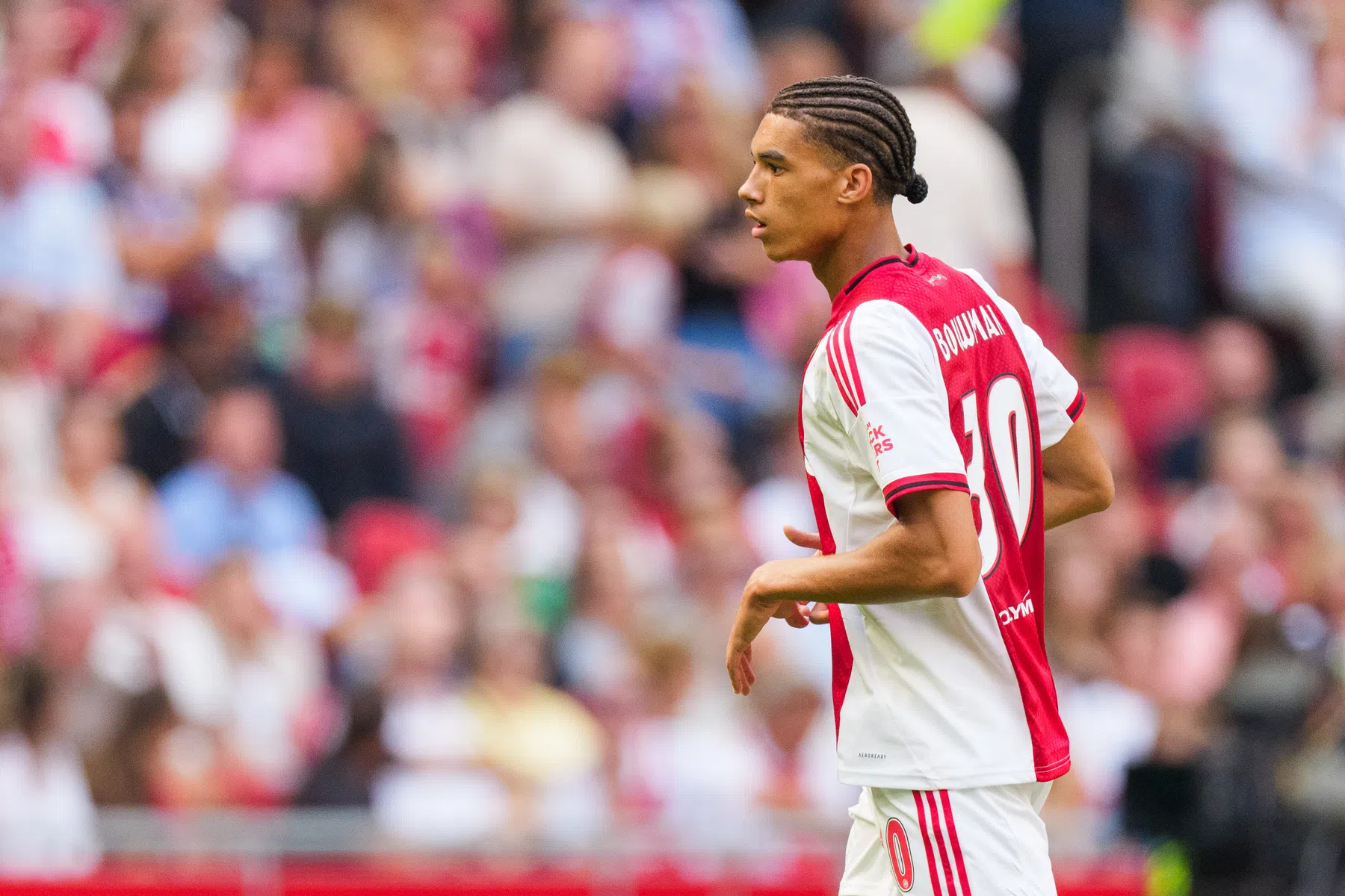Opstelling Ajax: Grim wijst verrassende vervanger voor Sutalo aan