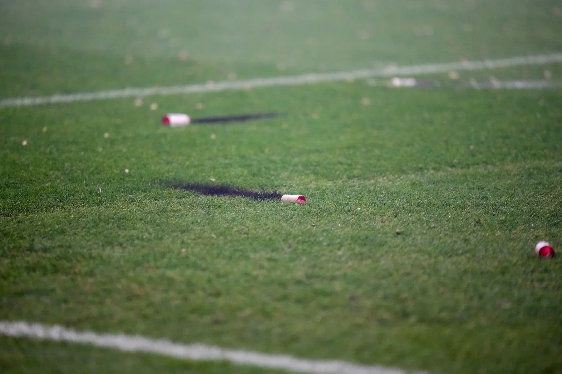 Supportersvereniging Ajax neemt afstand van misdragingen