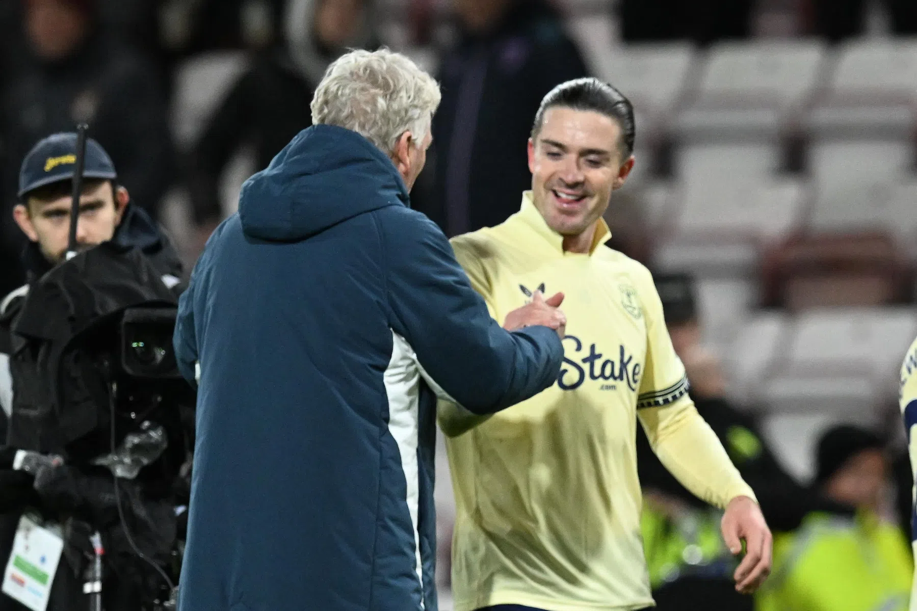 Grealish geeft met doelpunt gehoor aan oproep Moyes: 'Ik ben dol op hem'
