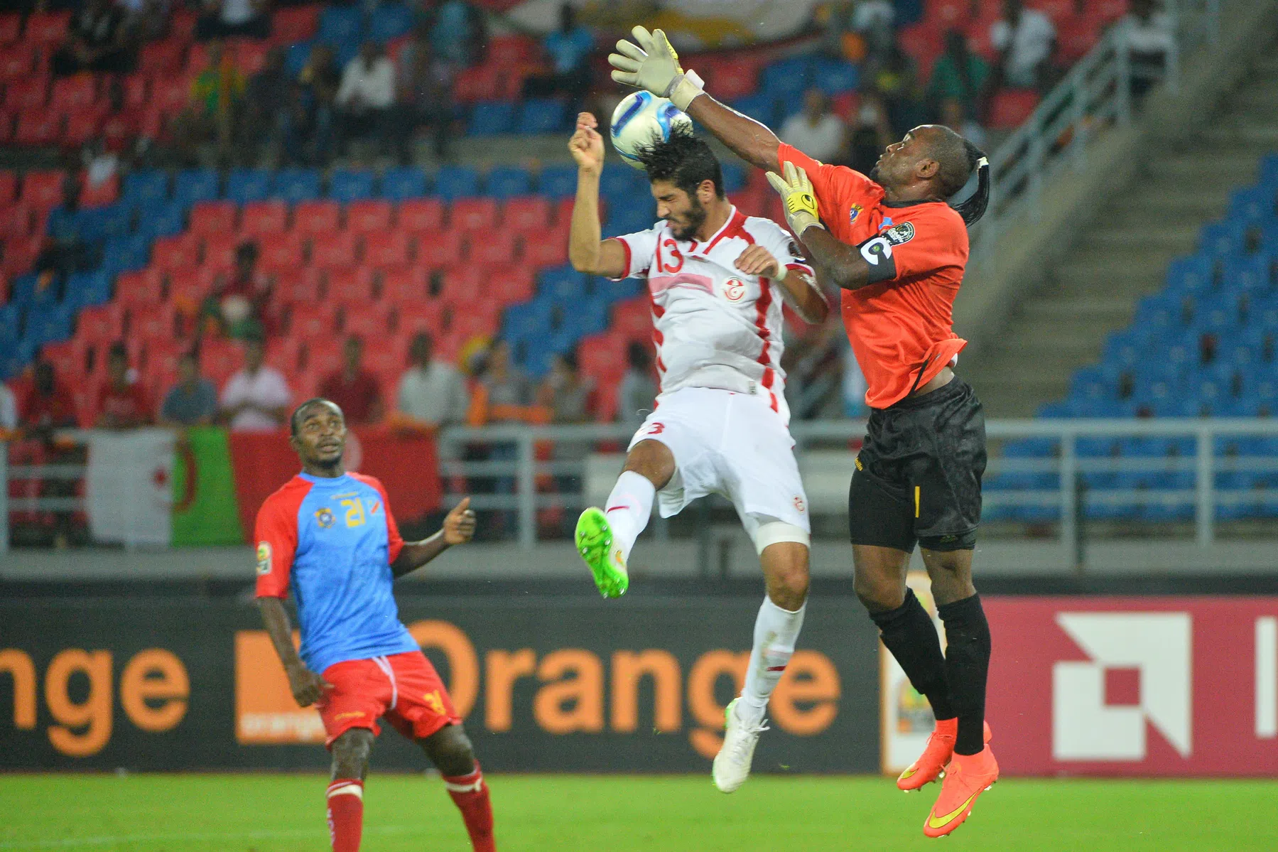 Tunesische routinier grapt: 'Bij corners zal ik Van Dijk wel dekken'