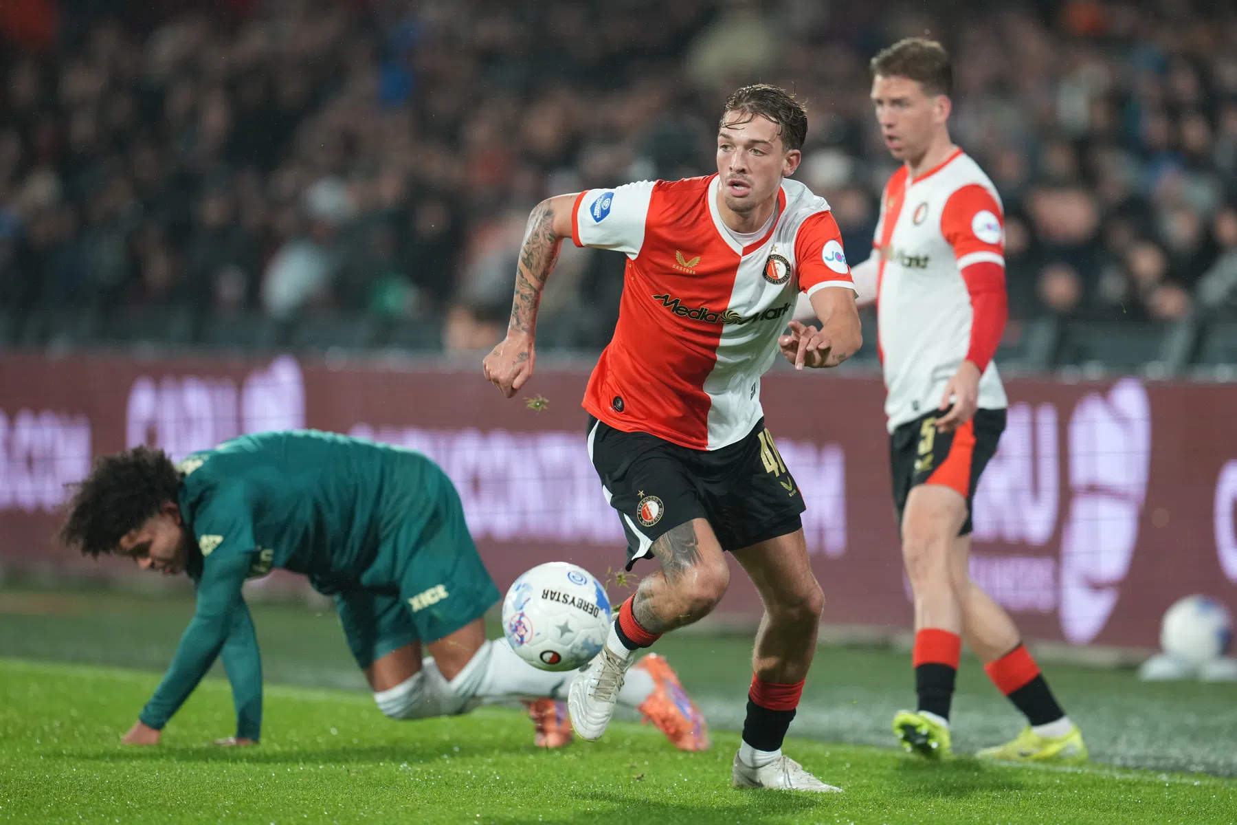 Valente hoorde publiek tekeer gaan: 'Dit is onze standaard'