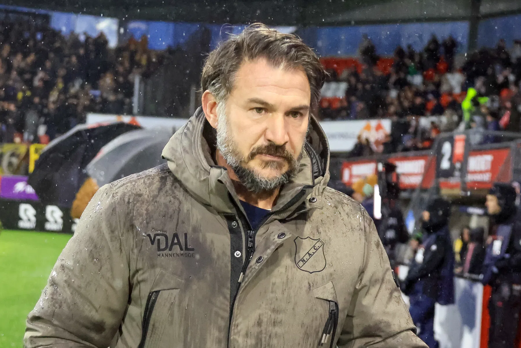 NAC mist kans op kans: 'Bijna perfecte wedstrijd als je de bal erin schiet'