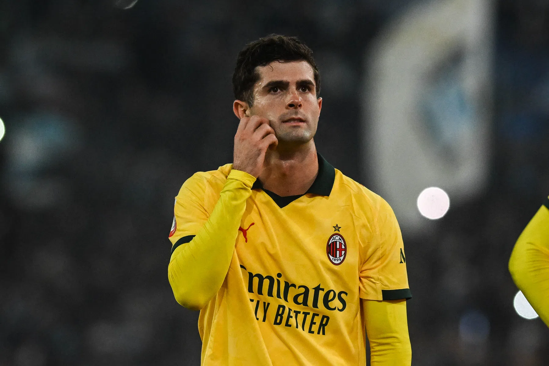 Grieperige supersub brengt AC Milan terug aan kop in de Serie A