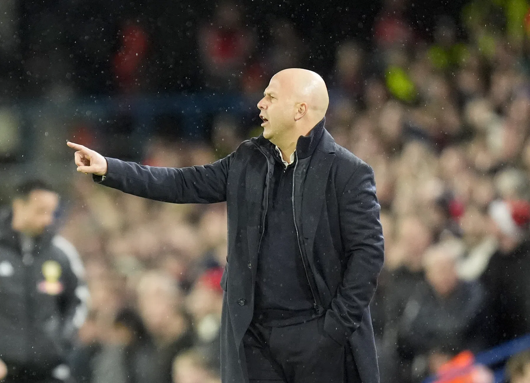 Slot bevestigt blessure Gakpo en bespreekt oud-tegenstander Chivu