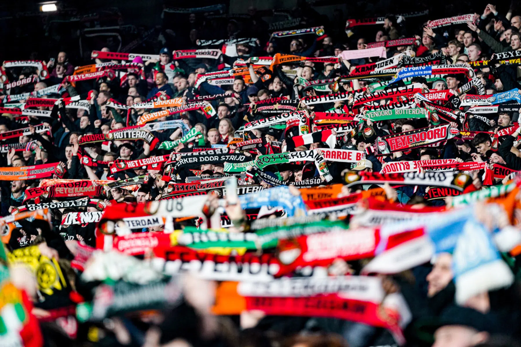 Kies tussen FCSB en Feyenoord: maak kans op 50x je inzet!