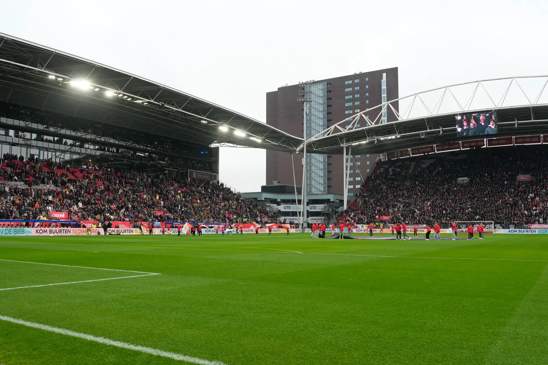 FC Utrecht schrijft opnieuw zwarte cijfers