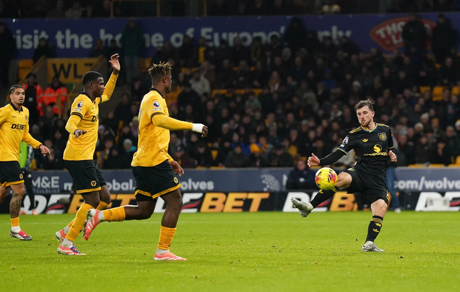 Wolverhampton hard op weg slechtste Premier League-team ooit te worden