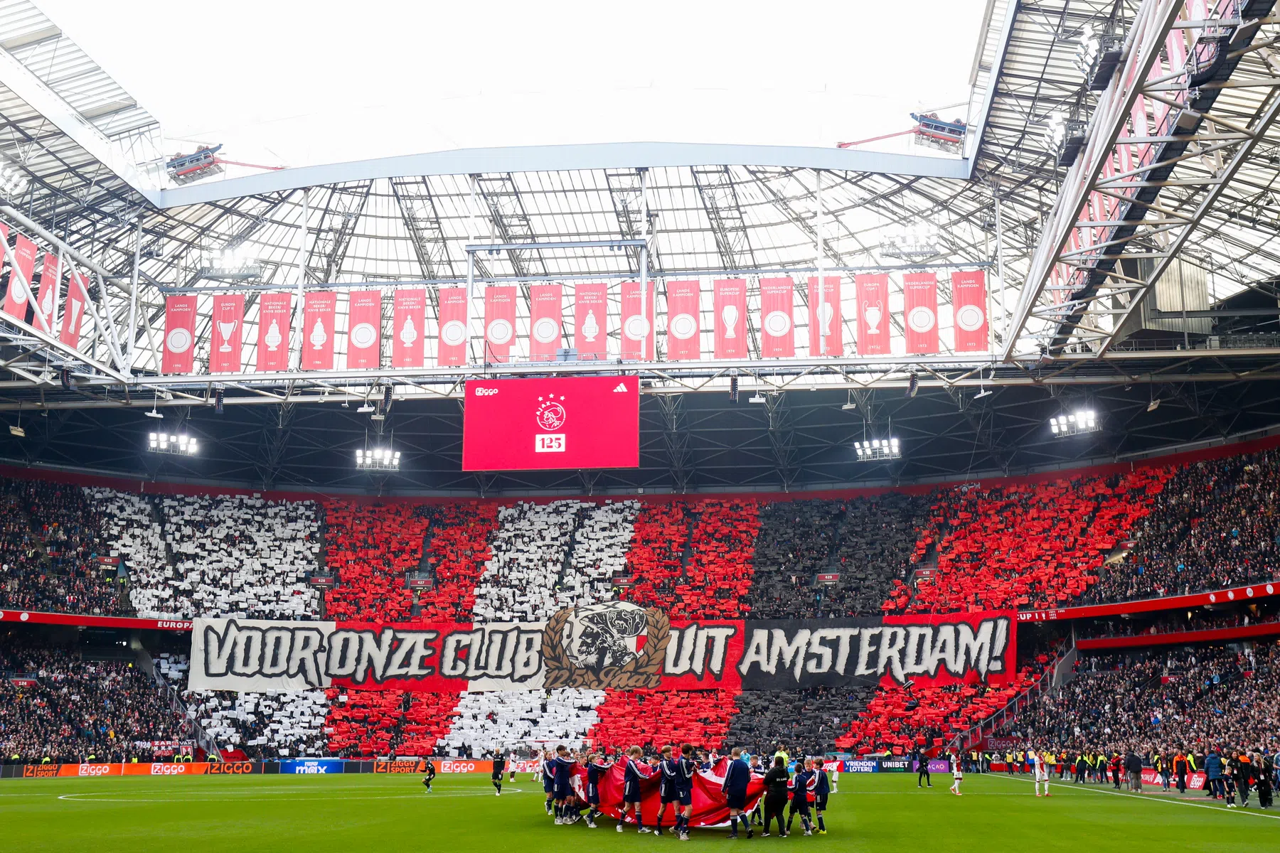 Kies voor Ajax of Feyenoord: 50x je inzet als jouw favoriet scoort!