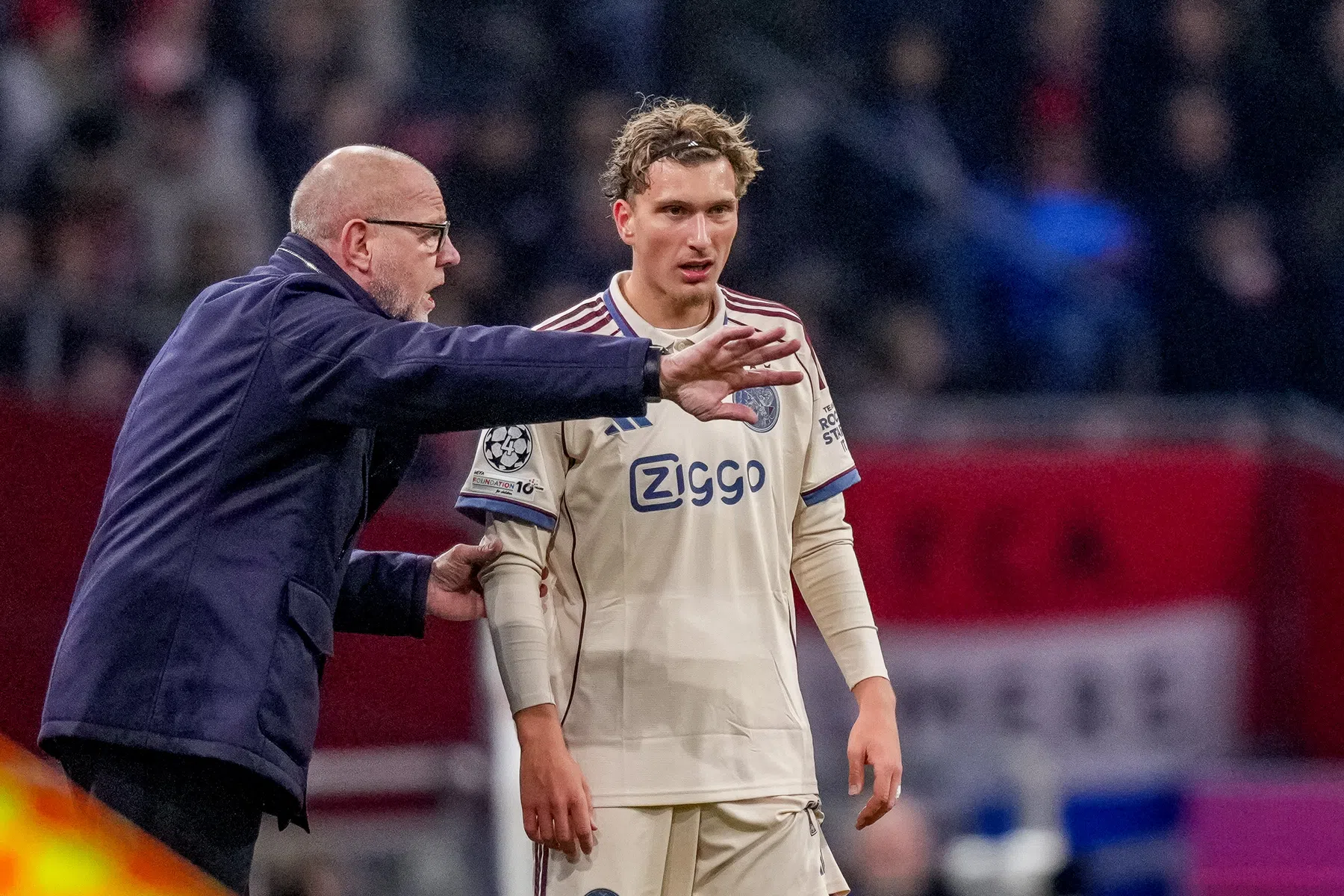 Grim gunt Steur de kans in flink gewijzigde basiself Ajax