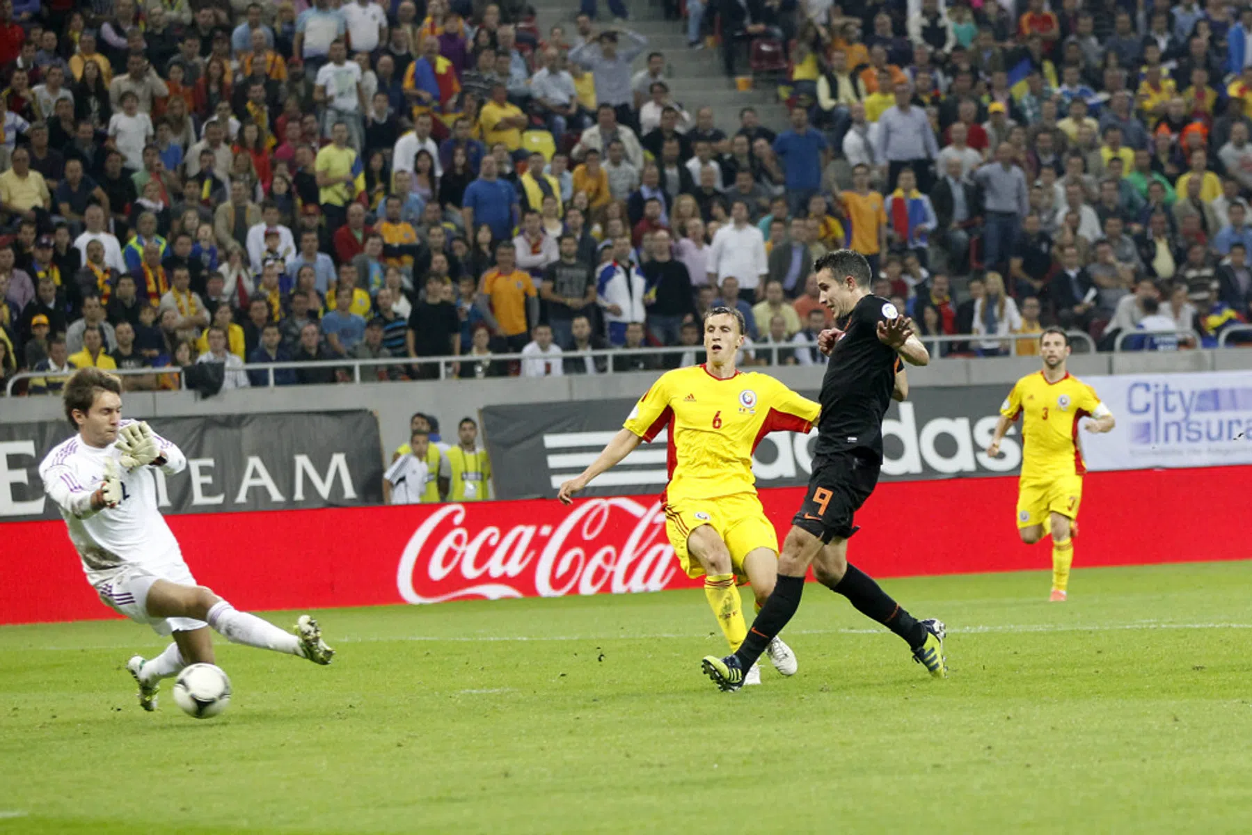 Van Persie met Feyenoord terug op de plek waar hij voor Oranje al scoorde