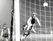 Thumbnail for article: Vier knappe en één iconische goal van Ruud Geels in één Klassieker 