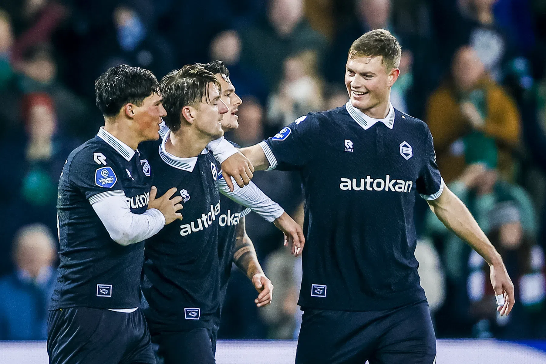 Groningen en Volendam reconstrueren afscheid Oosterpark twintig jaar na dato