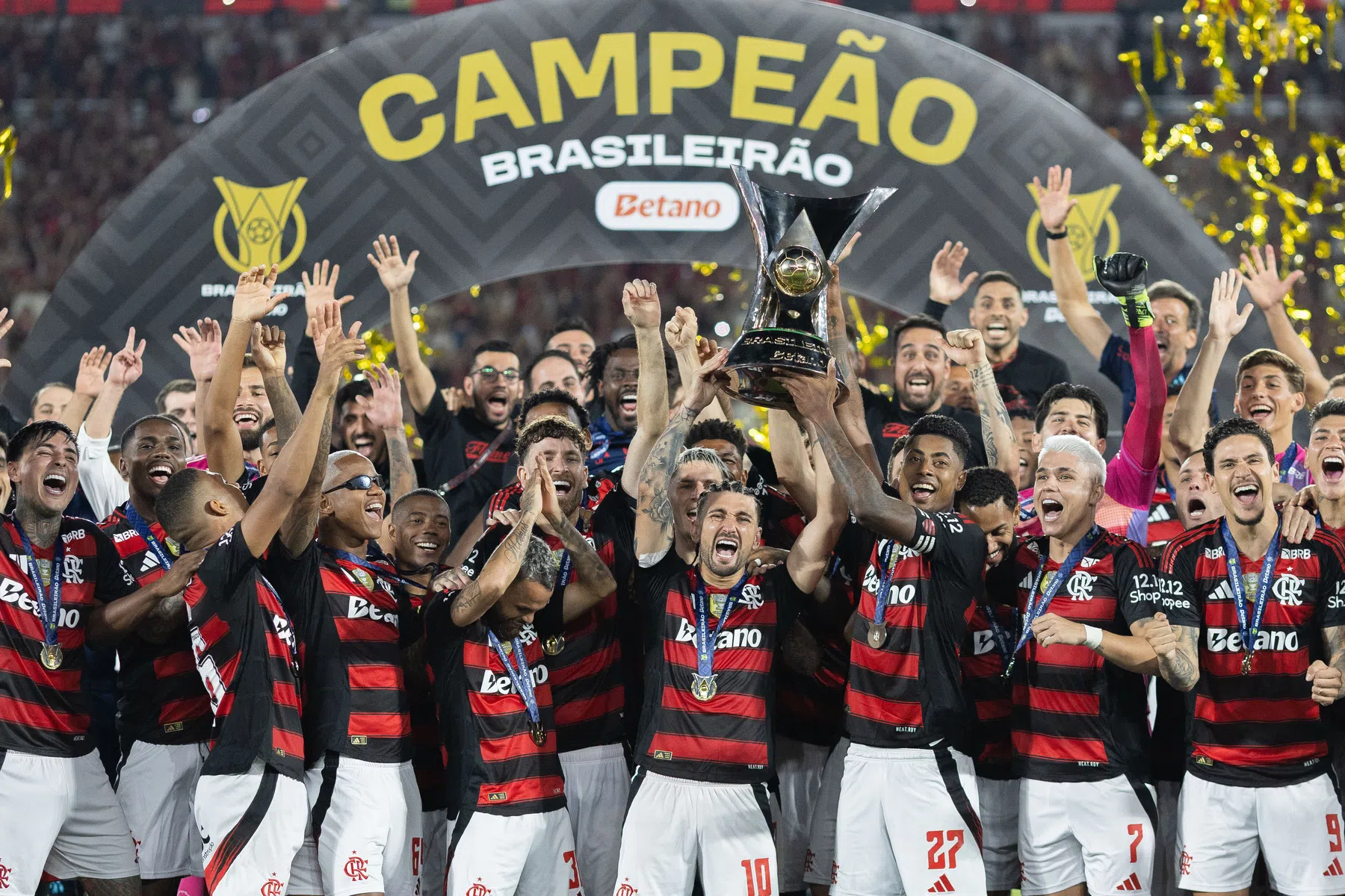 Filipe Luís met in vorm verkerend Flamengo naar finale tegen PSG op club-WK