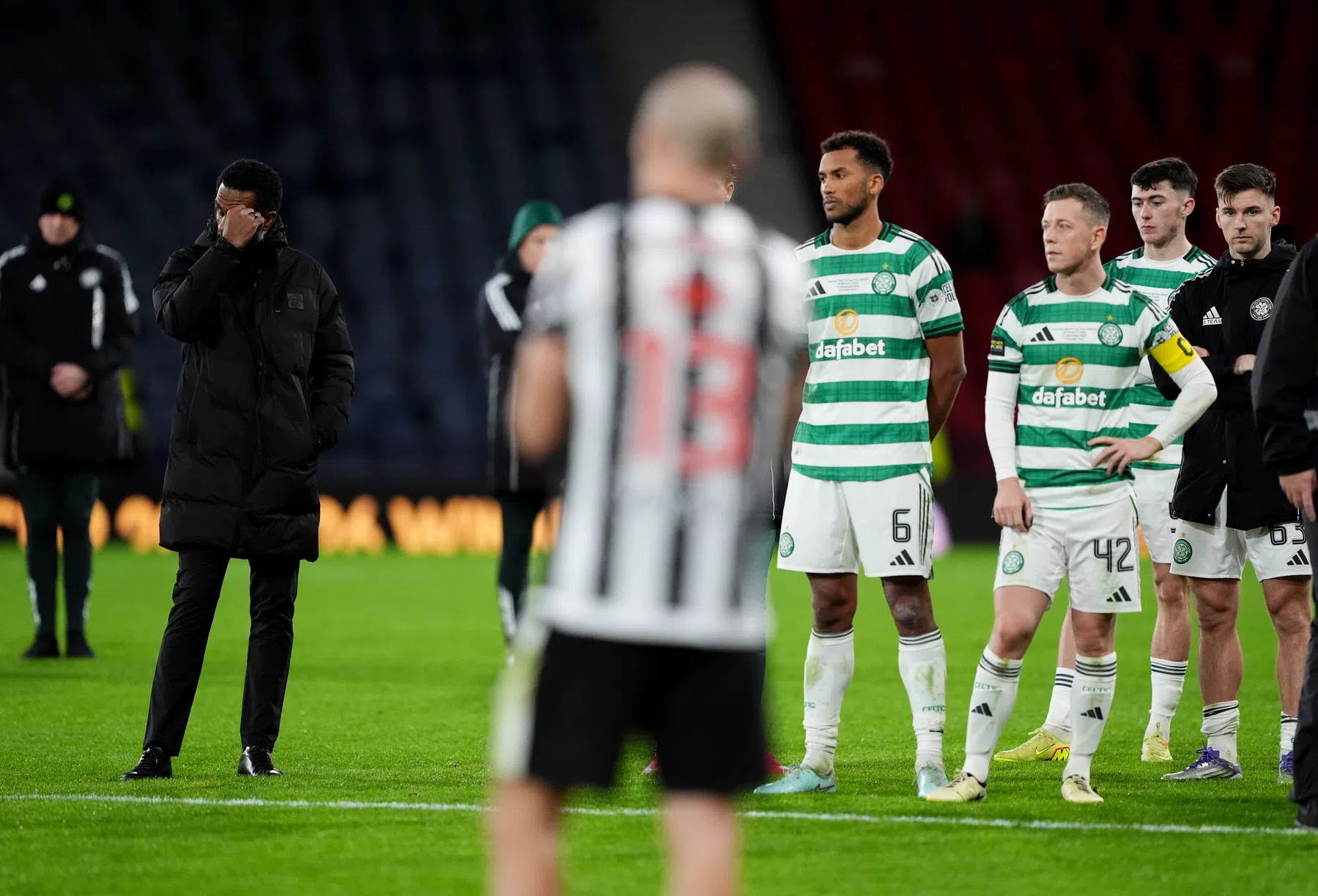 Na twaalf dagen al onder druk: Celtic-manager bestempeld als 'mislukte gok'