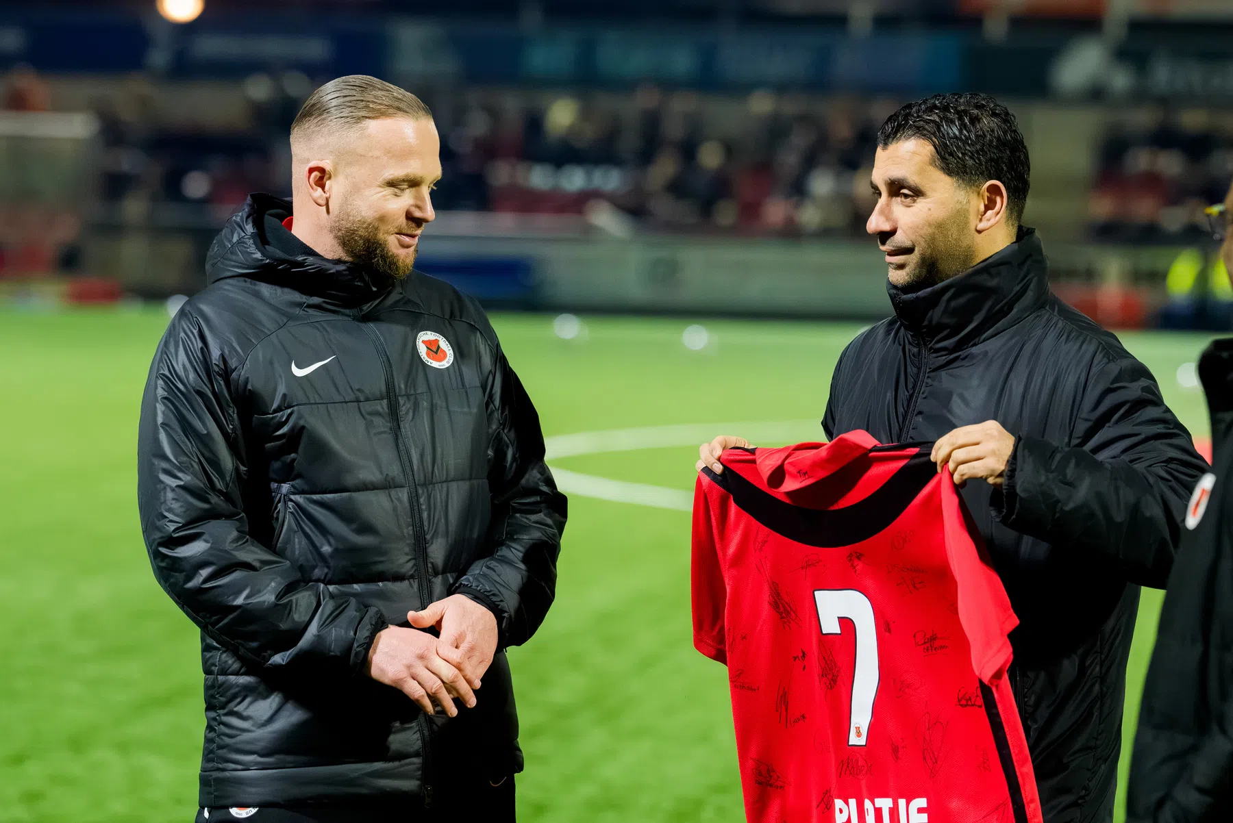 Jarige Platje zwaait af tegen ex-club: 'Alsof het zo moest zijn'