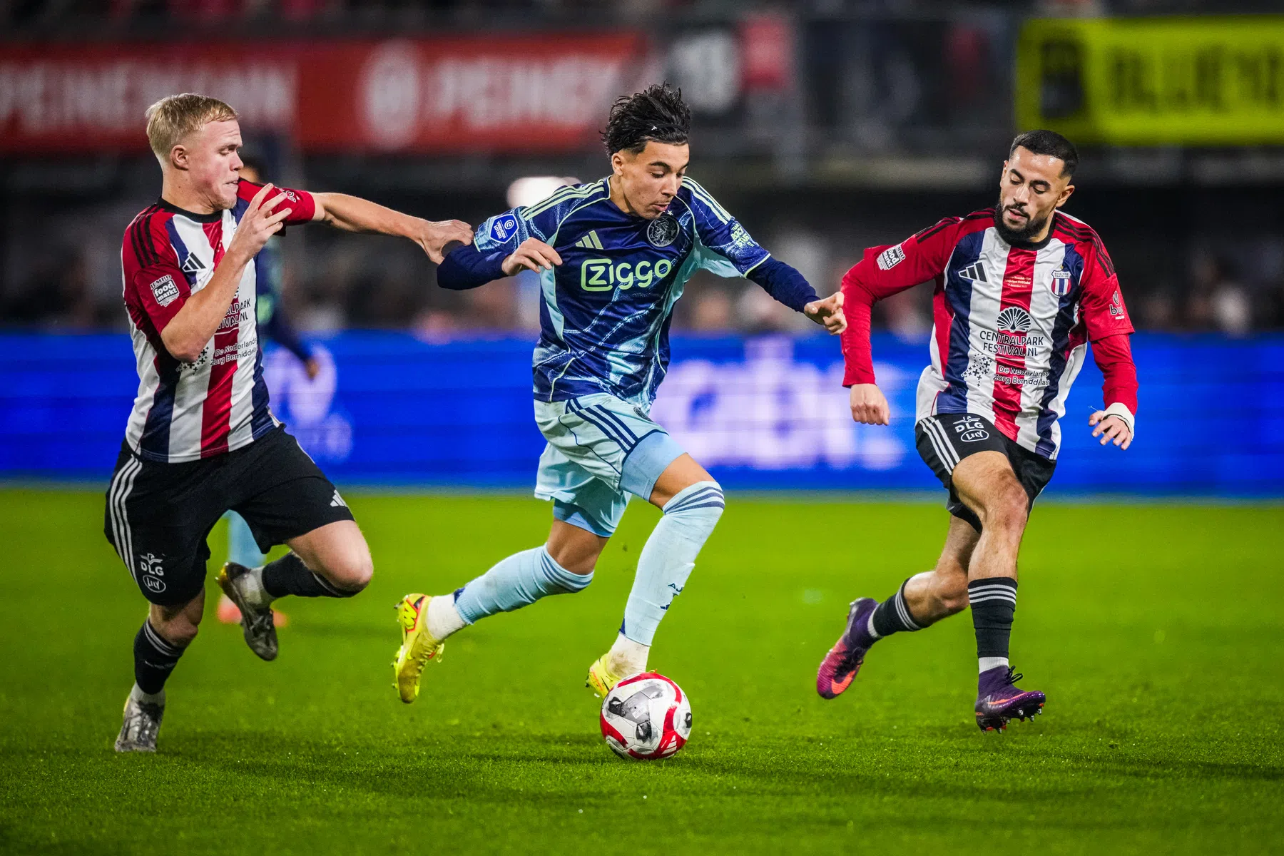 Bounida gidst Ajax naar ruime bekerzege op Excelsior Maassluis