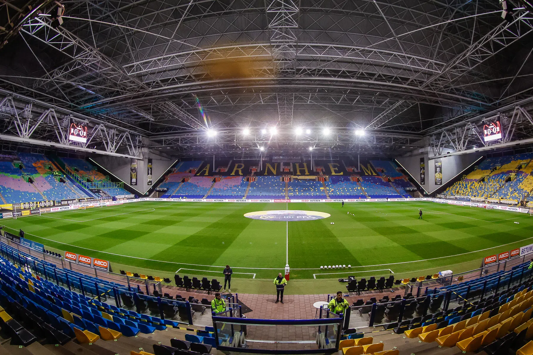 Vitesse ziet verlies flink afnemen