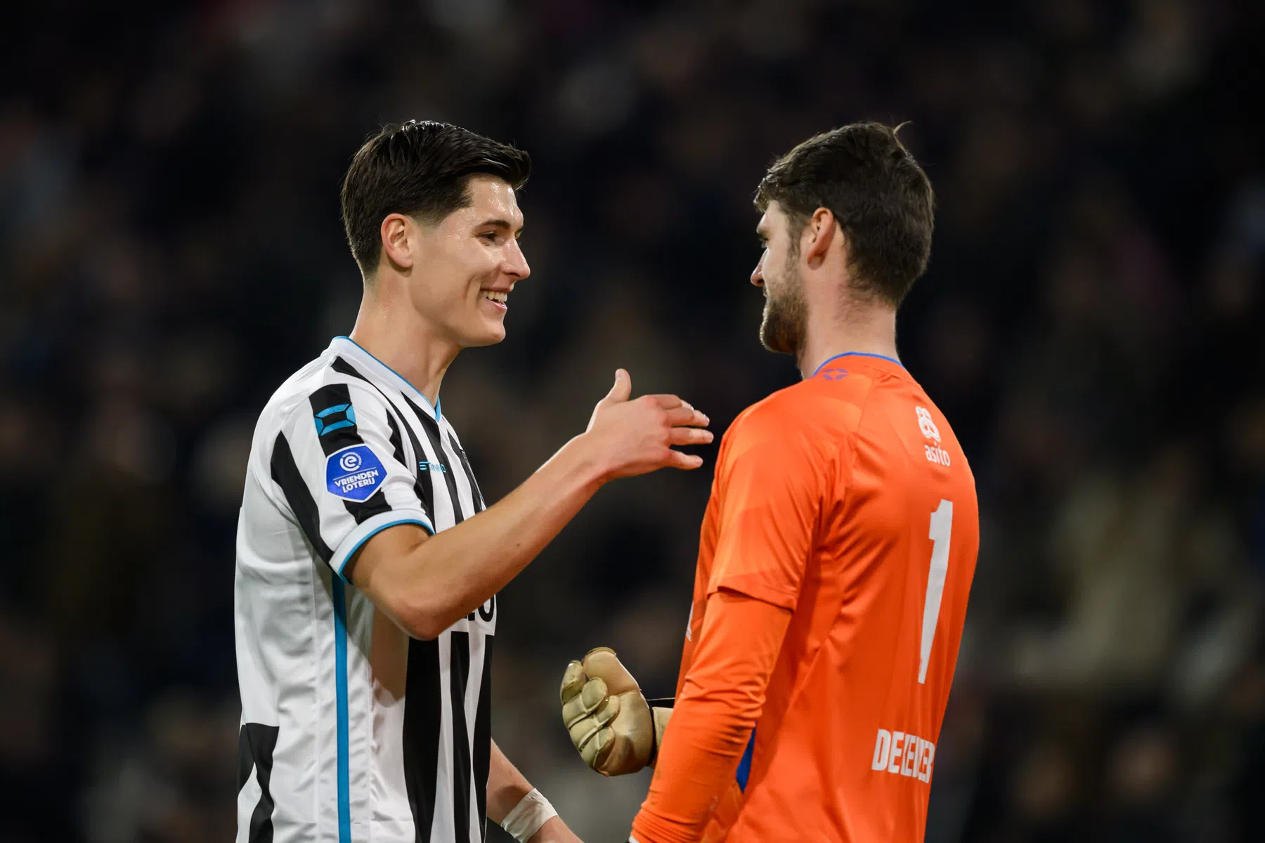 Panenka gaat fout bij Heracles-rentree: 'Trainer geeft me een boete'