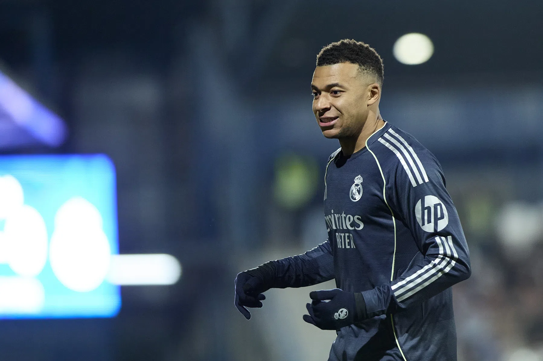 Mbappé houdt Ronaldo in zicht door dubbelslag in Copa del Rey