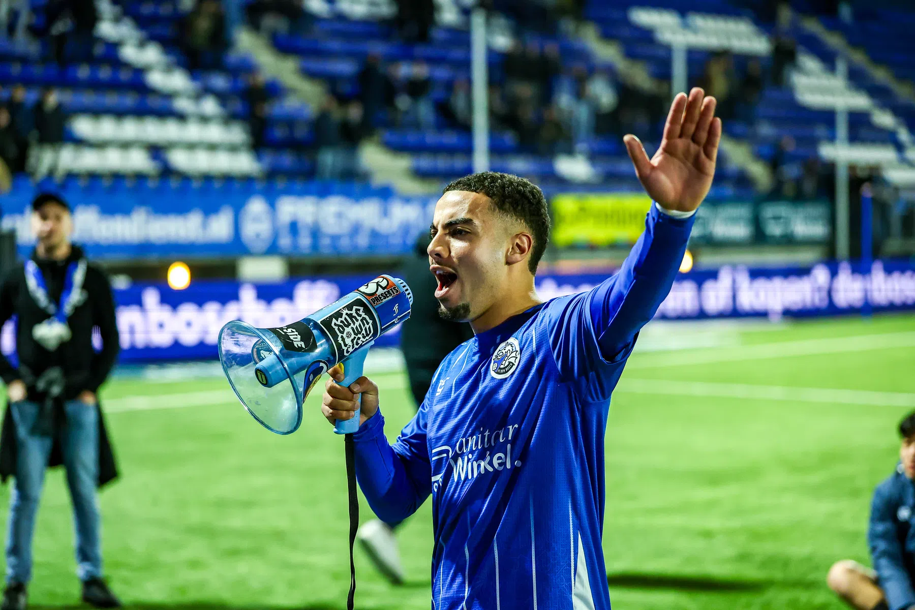 Een babysitter en een droomdebuut in De Vliert: 'Nog kappertje gepakt'