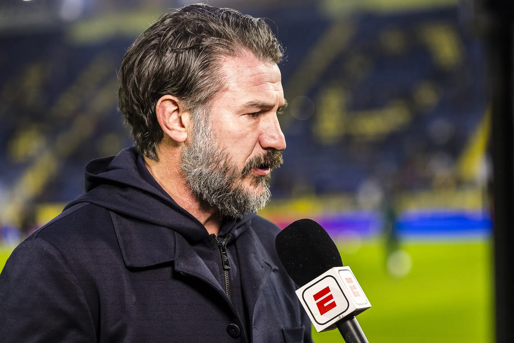 Hoefkens in beeld bij Genk: vertrek onbespreekbaar voor NAC