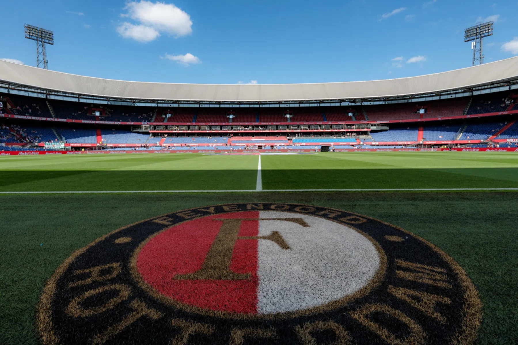 Kies voor Feyenoord of FC Twente: maak kans op 50x je inzet!