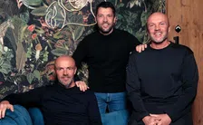 Thumbnail for article: Interview met Dick, Alfred en Bart Schreuder: 'Ma is nog het fanatiekst' 