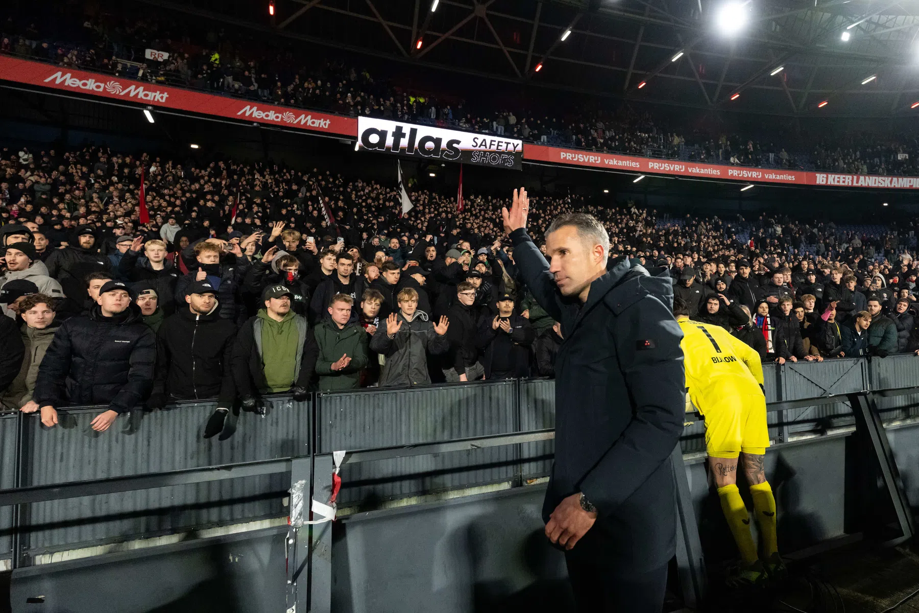 Van Persie voelt steun en begrip als 'de juiste man voor Feyenoord'