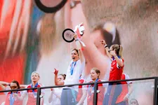 Thumbnail for article: The Next Sarina: maak kennis met de Nederlandse coach die de CL won