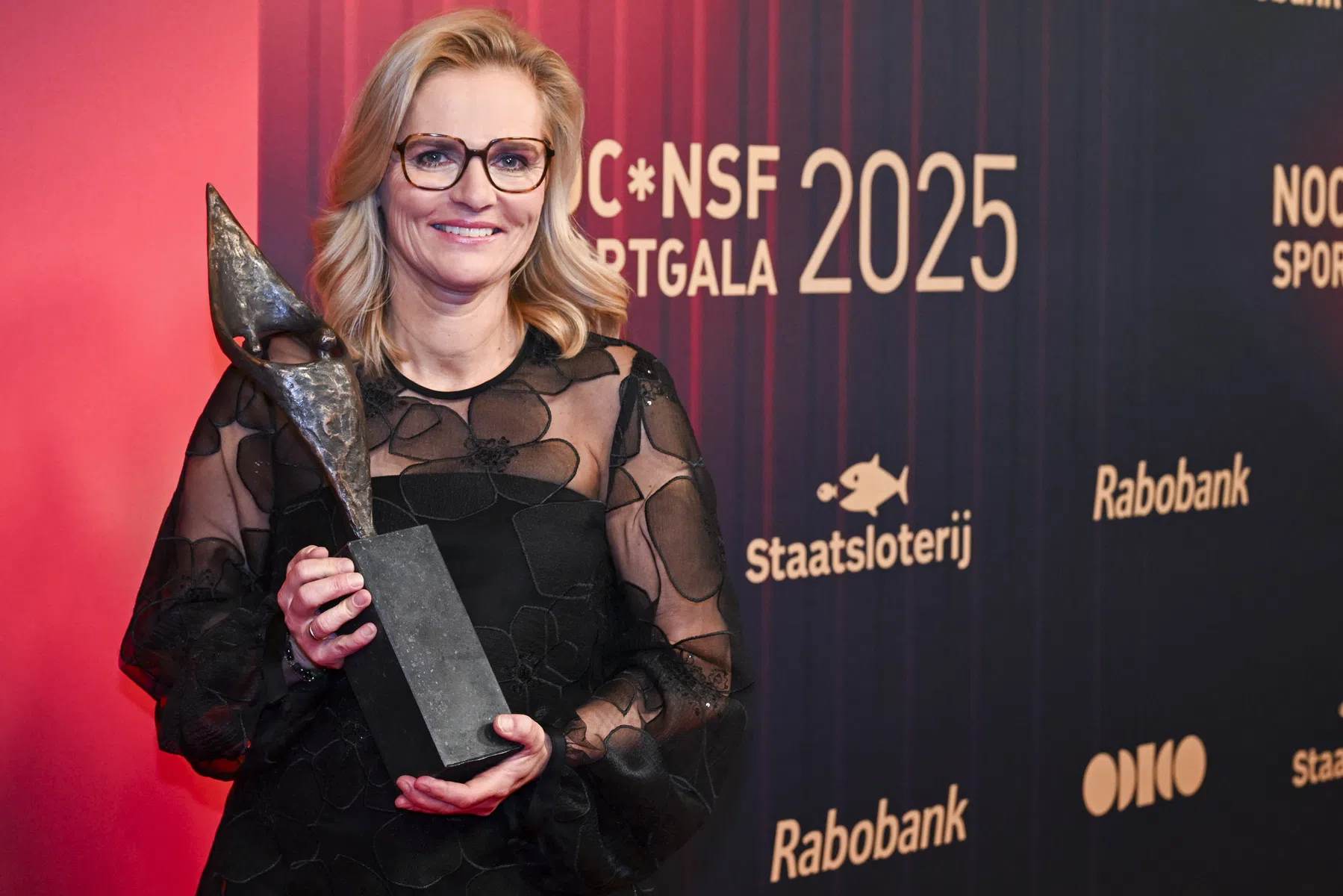 Wiegman valt opnieuw in de prijzen en wil andere trainsters inspireren