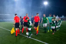 Thumbnail for article: Vinckers en verzamelaars op bekeravond in Haaksbergen: 'Deze had ik nog niet'