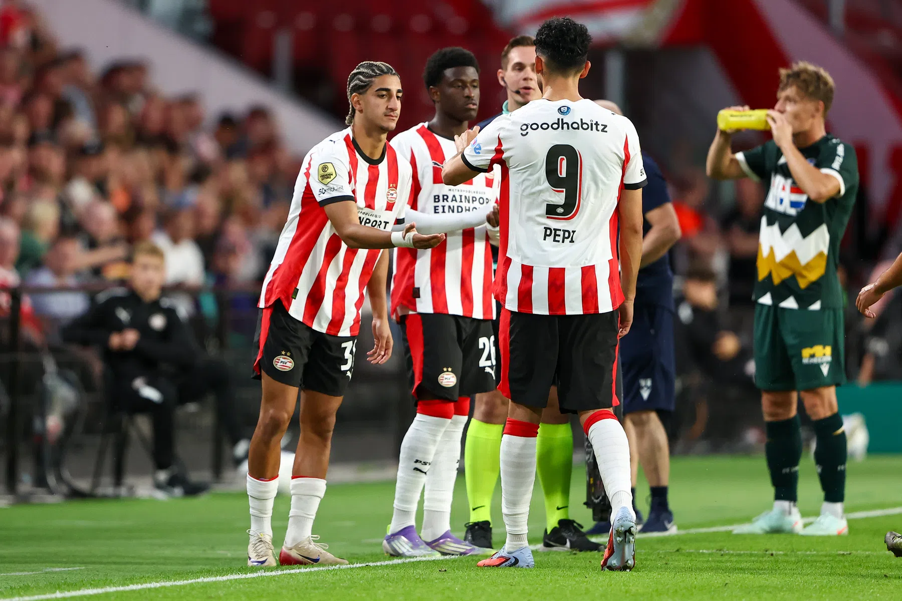 PSV hoopt Jong-aanvaller Abed te verkopen