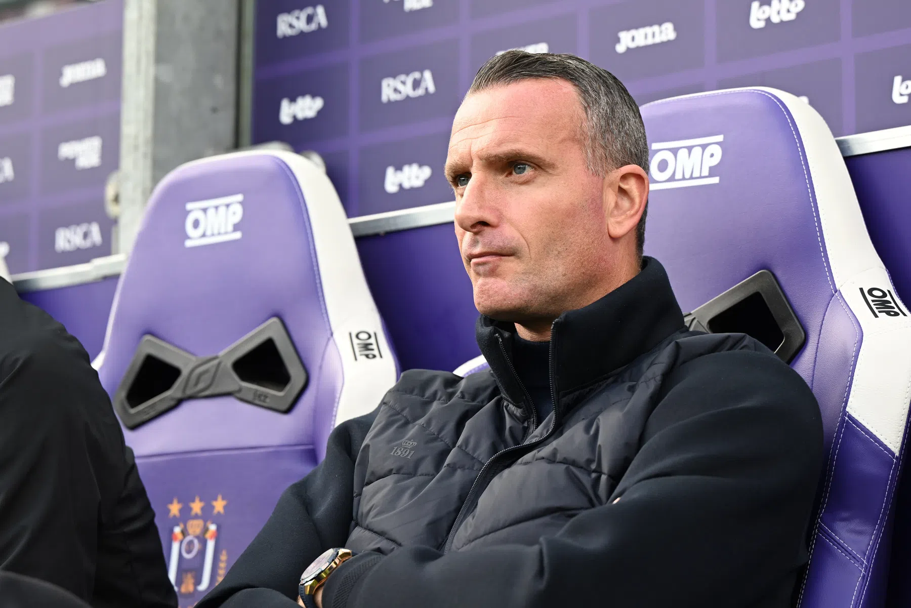 Genk stelt na afzegging Hoefkens nieuwe hoofdtrainer aan