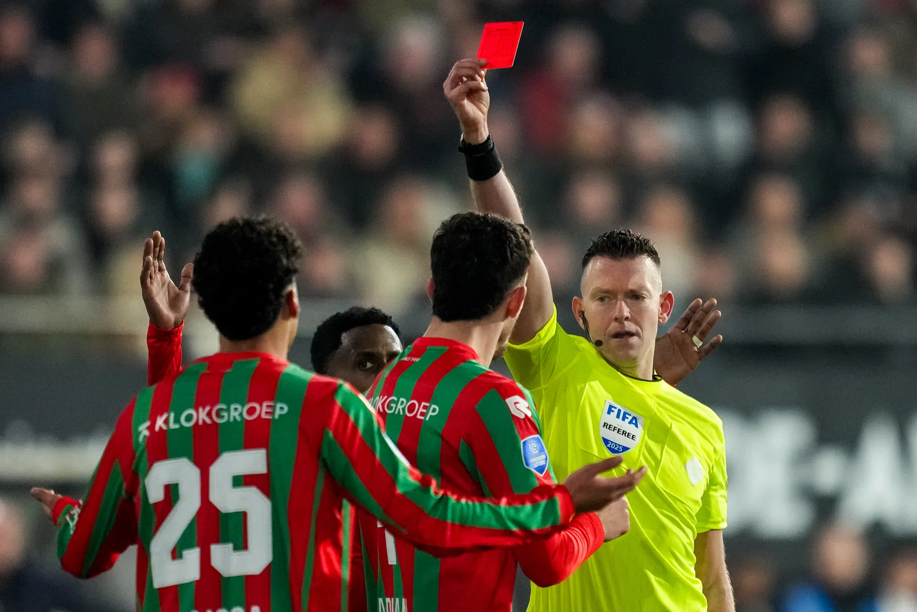 Ouaissa en NEC krijgen gelijk: rode kaart tegen Ajax geseponeerd