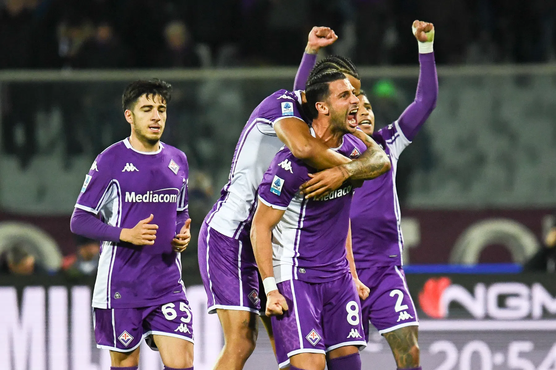 Na 210 dagen kan rodelantaarndrager Fiorentina weer eens juichen in de Serie A