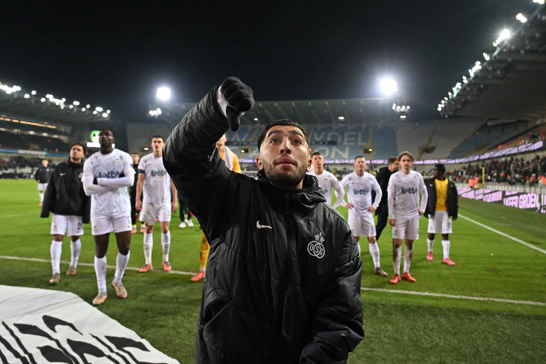 Union sluit kerst chagrijnig af, El Hadj botst met eigen aanhang