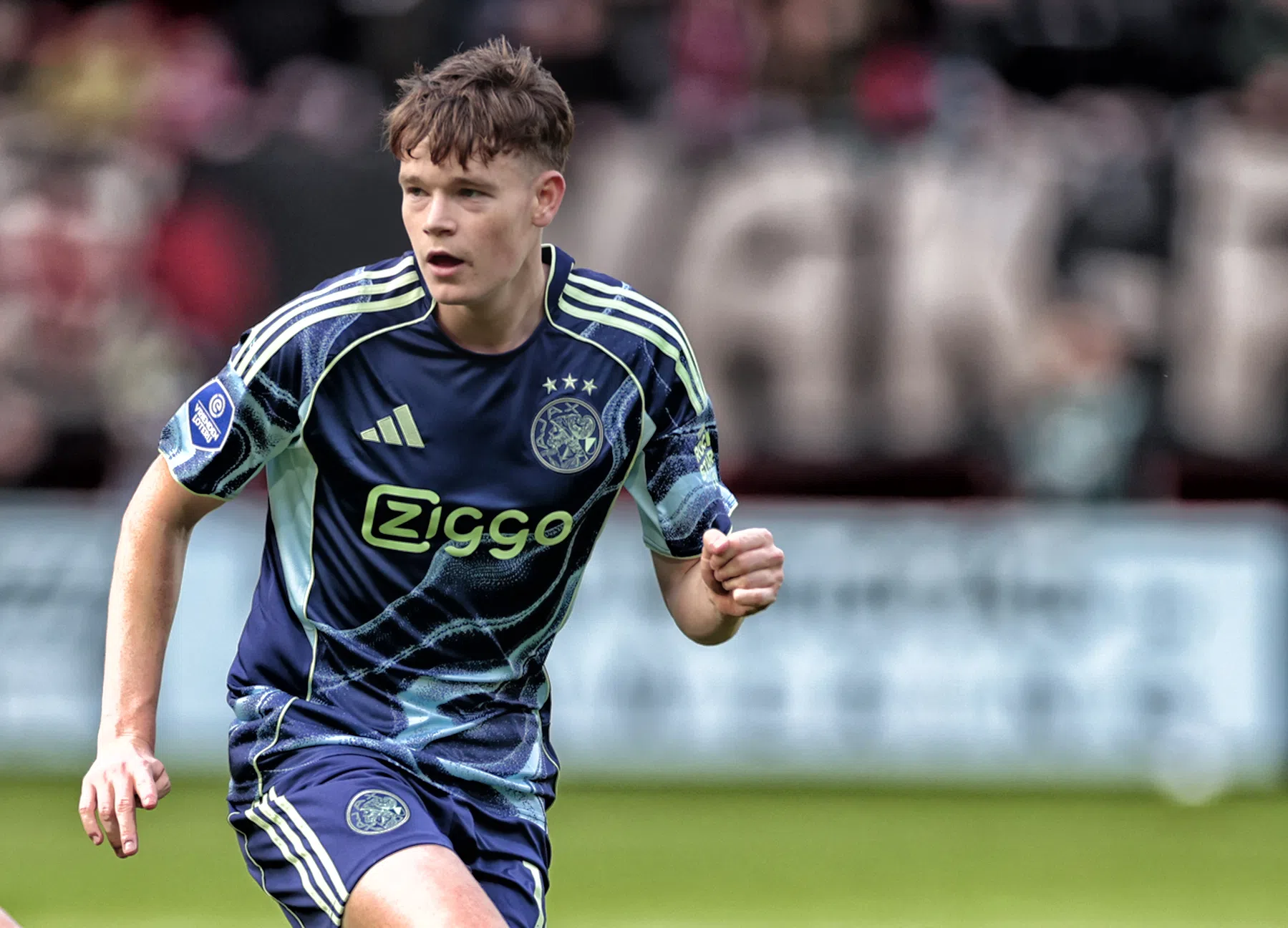 Ajax laat McConnell per direct terug naar Liverpool gaan