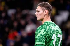 Thumbnail for article: Hoe Kjell Scherpen op en naast het veld vroeg volwassen werd