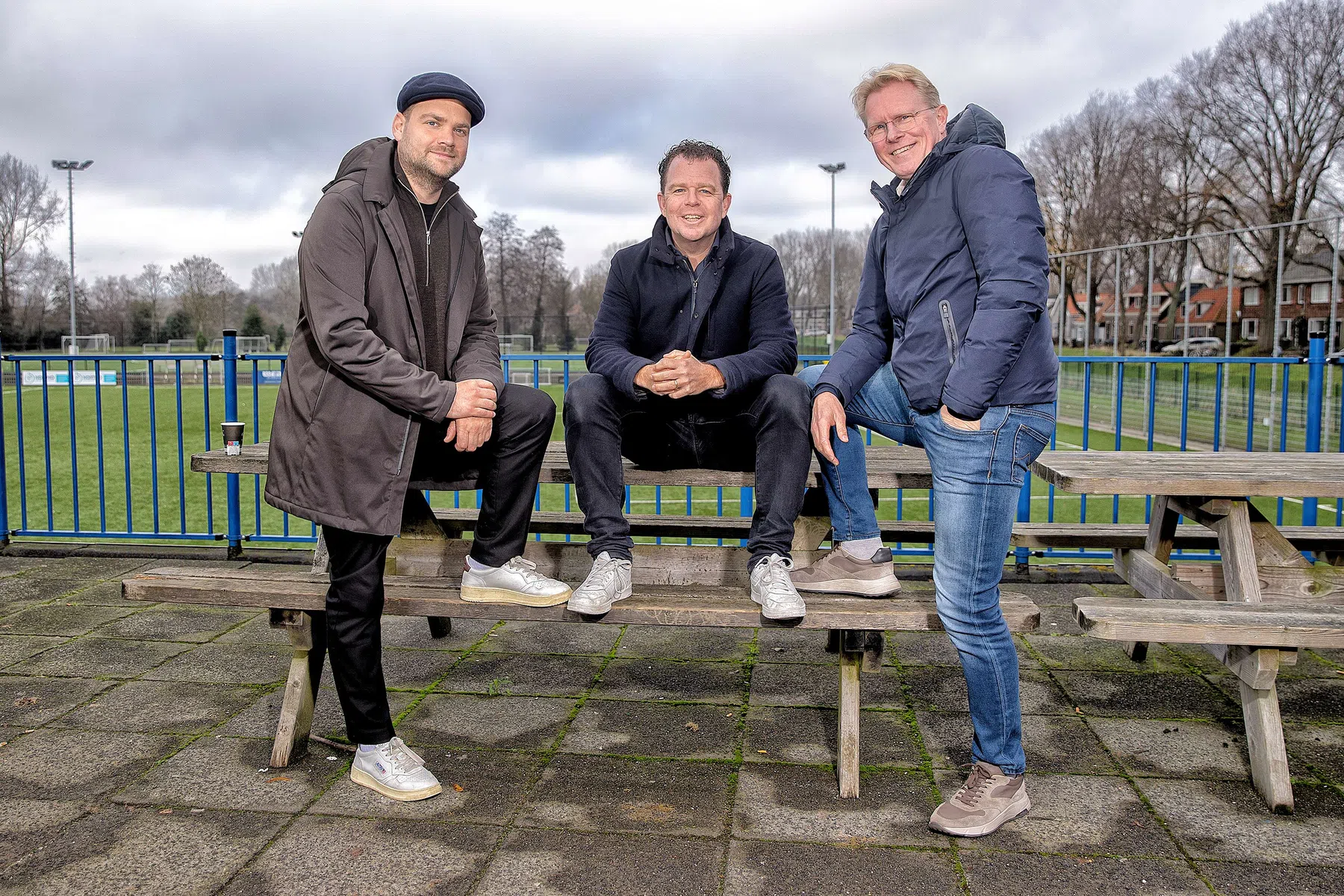 Gesprek over en met voetbalcommentatoren: de stem voor zo veel smaken 