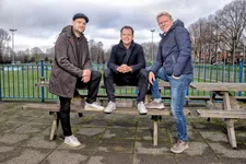 Thumbnail for article: Gesprek over en met voetbalcommentatoren: de stem voor zo veel smaken 