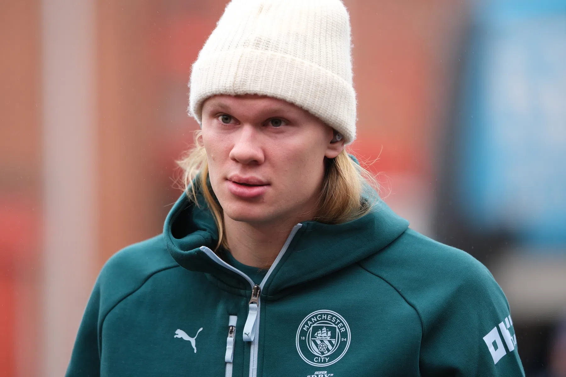 Haaland staat open voor Brits paspoort: 'Ik voel me hier thuis'